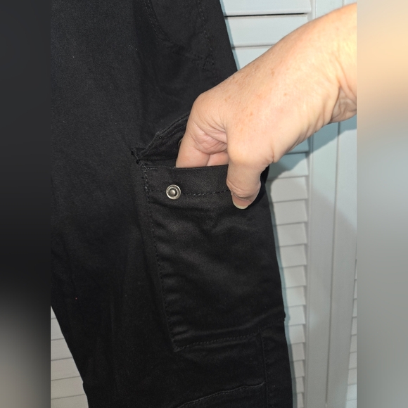 American Bazi Women's S Black High Waisted Cargo Pants - Picture 2 of 12